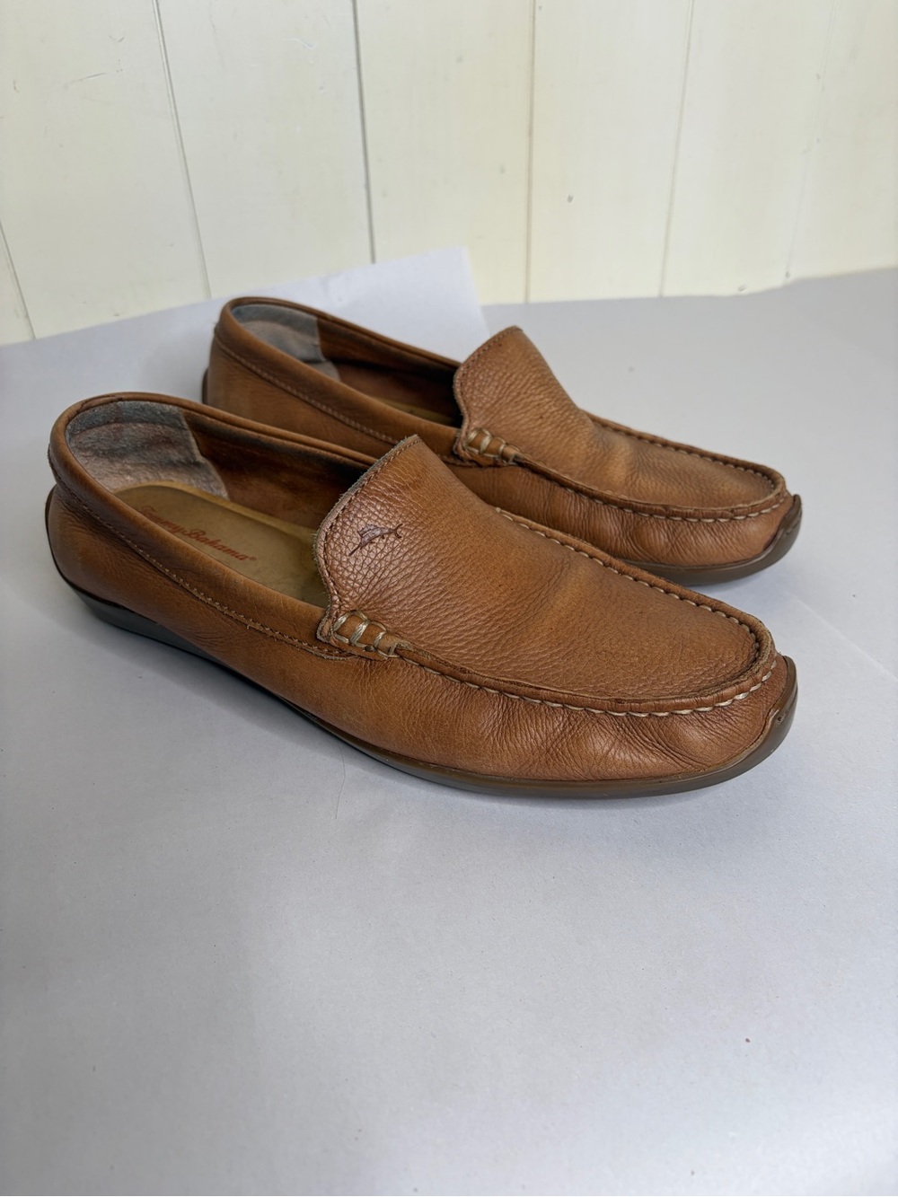 Tommy Bahama Orion Venetian Shoes  Brown Leather Slip On Loafers - Size 10